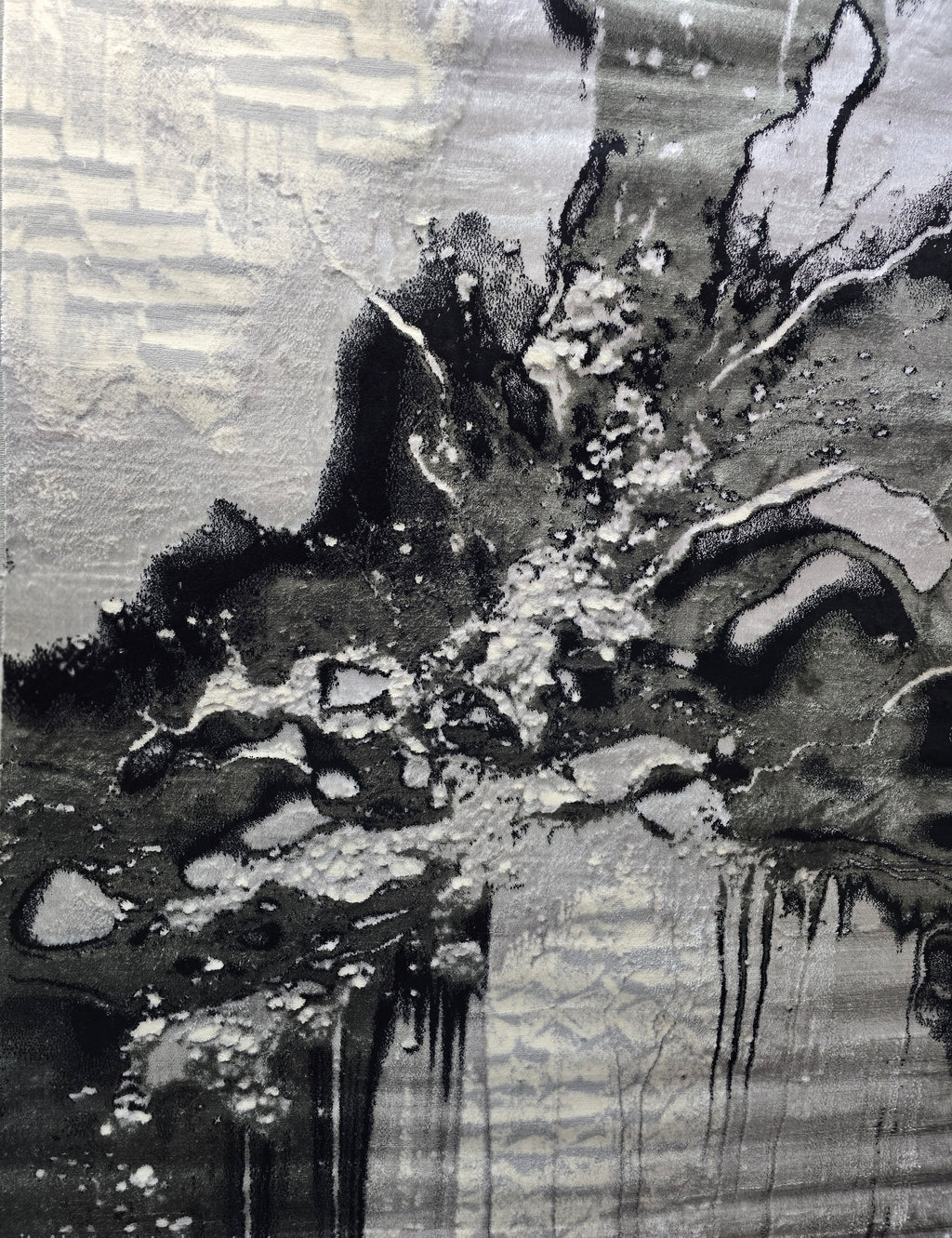 Cascade Grey Abstract Wave Rug 5.4x7.5
