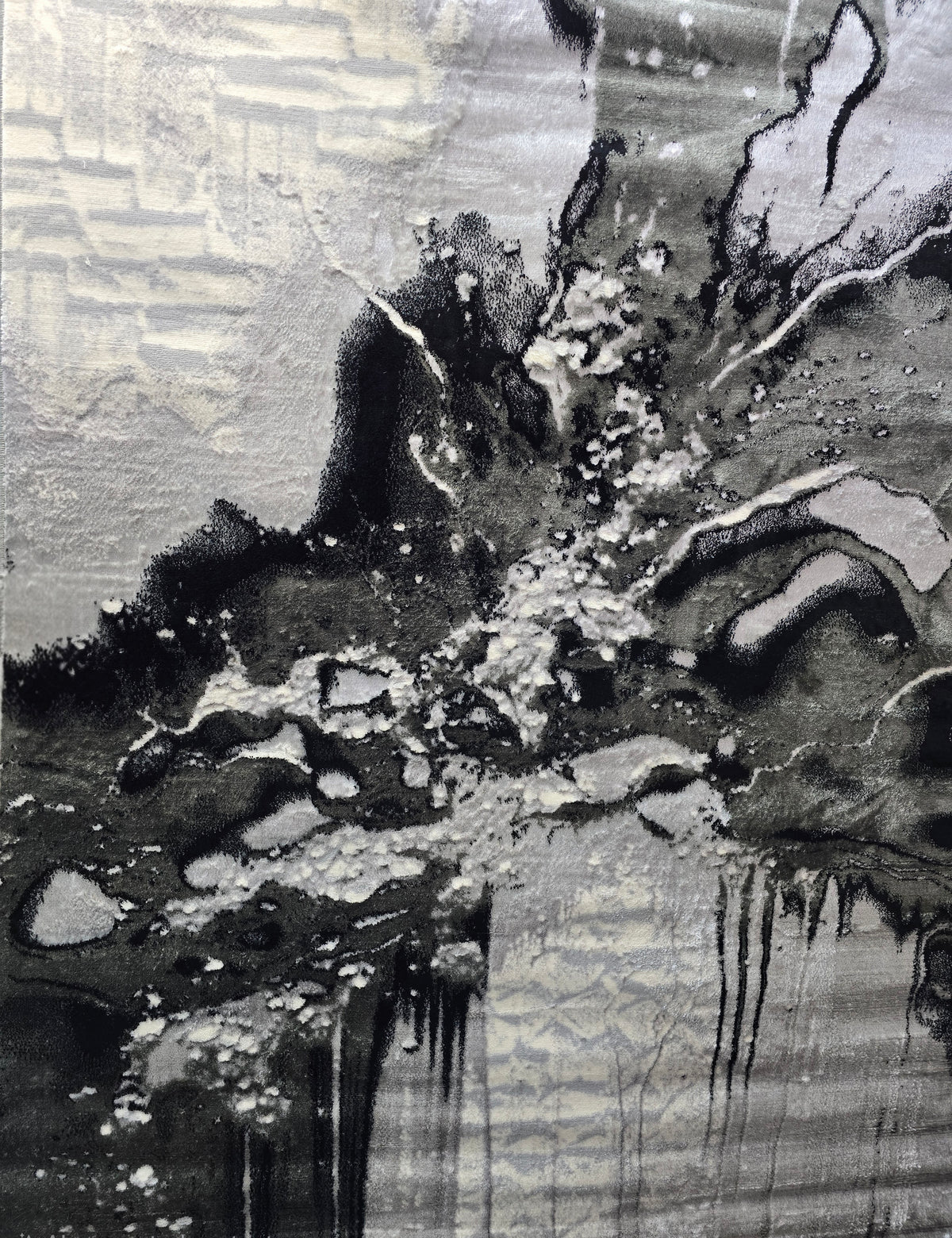 Cascade Grey Abstract Wave Rug 5.4x7.5